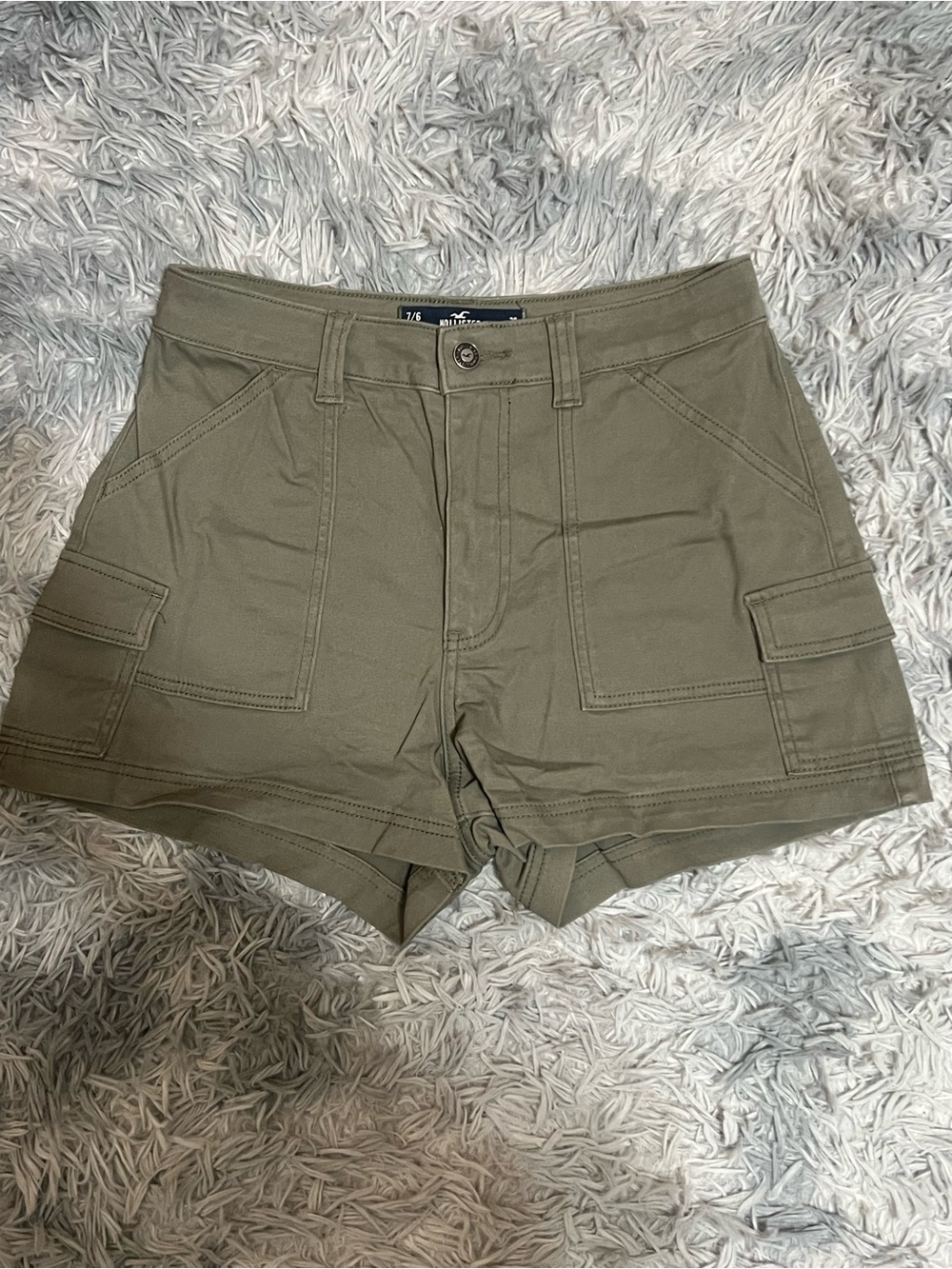 Women’s Olive Hollister Cargo Shorts